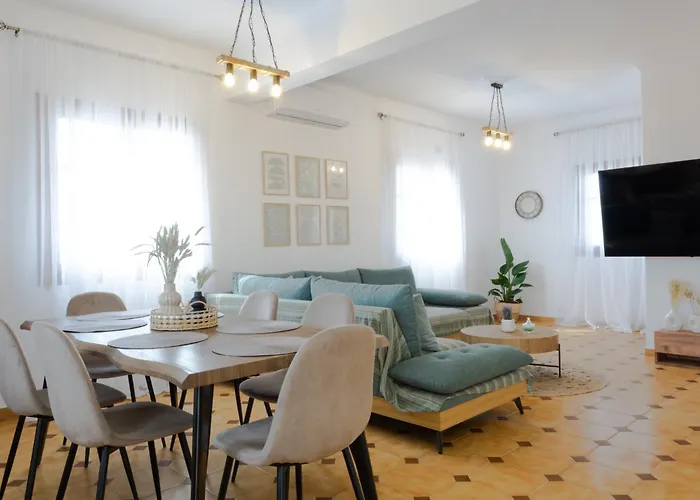 Dvillas * Svoronata